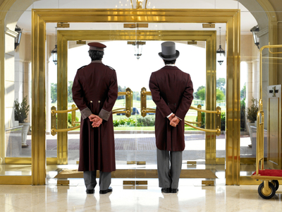 Concierge: como este profissional extrapolou a hotelaria de luxo