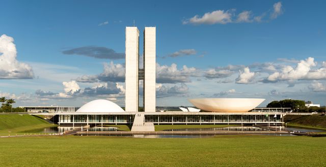 Maioria dos deputados apoia fim da isenção do IR sobre dividendos