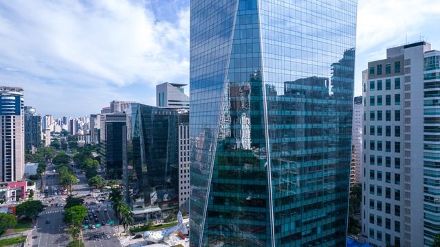 BREAKING: JLL enxuga operações no Brasil e troca CEO