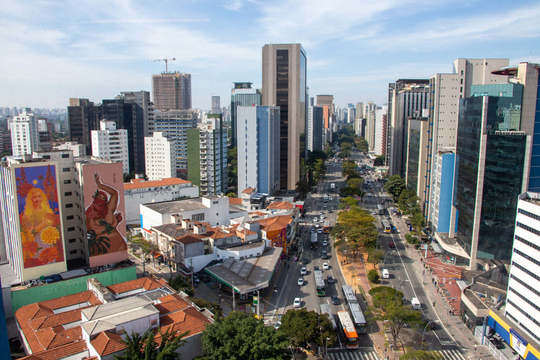 Em Pinheiros, escritórios ‘pegam mais preço’ que apartamentos