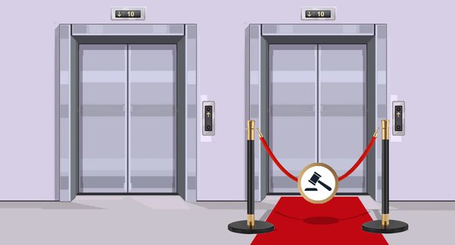 O elevador exclusivo para desembargadores. (É mole?)