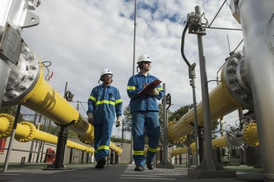 Os desafios da Shell para vender sua fatia na Comgás