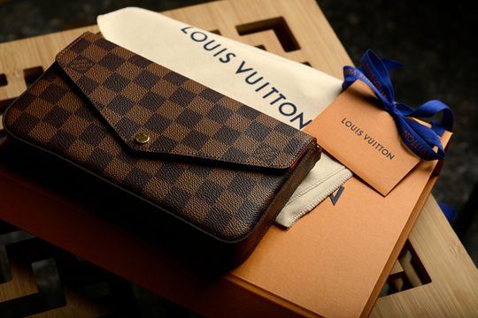 LVMH vê desaceleração, mas Arnault se diz “confiante”