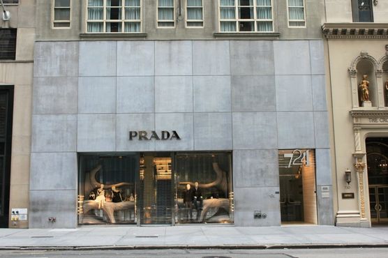 Prada paga US$ 425 mi por prédio na Fifth Avenue, a rua mais cara do mundo
