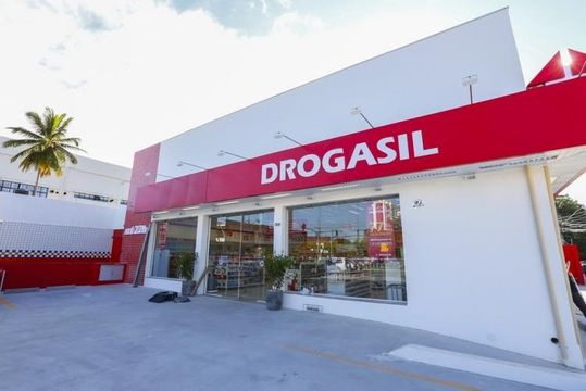 OPINIÃO: Barbárie e letargia na porta da Drogasil