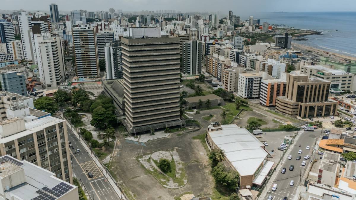 Moura Dubeux compra a antiga sede dos Correios em Salvador
