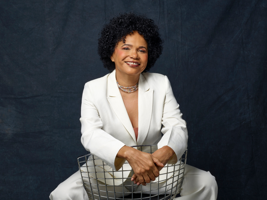 O samba classudo, atual e autoral de Teresa Cristina