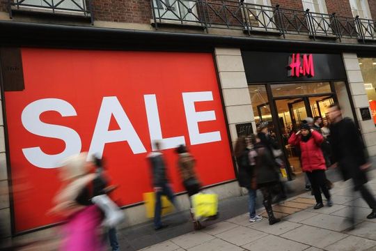 Na H&M, um precursor do 'fast fashion' agora está nu