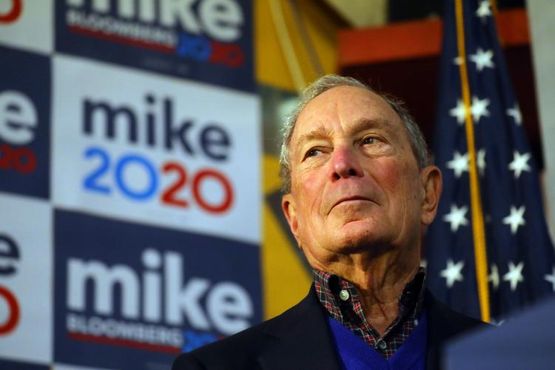 Bloomberg suspende campanha e declara apoio a Biden