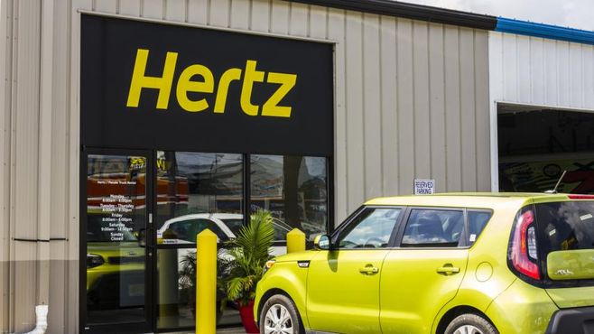 Hertz dispara com Mark Fields como CEO interino