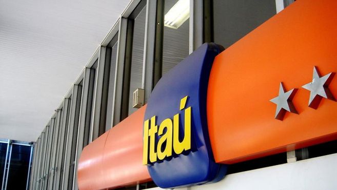 BREAKING: Itaú avalia distribuir suas ações da XP