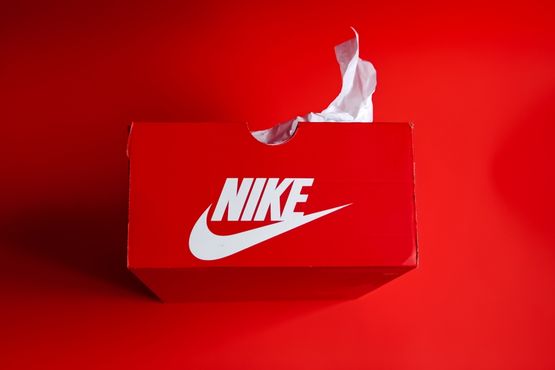 Grupo SBF estende contrato com a Nike, reduzindo seu maior risco