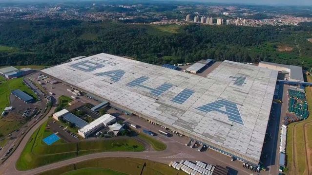 Michael Klein na reta final para vender R$ 2 bi em galpões
