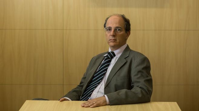 Um 'Apelo à Razão', às vésperas de uma eleição desanimadora