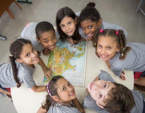 Como ajudar uma escola pública por R$ 5 mil/mês