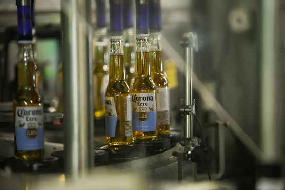 Ambev investe R$ 10 bi no Brasil e mostra categoria cervejeira mais desenvolvida