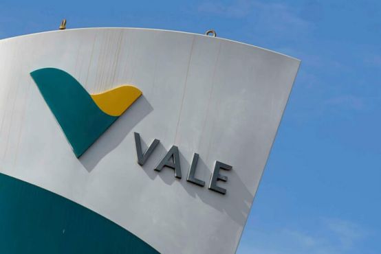 Na Vale, uma nova renúncia — e um Governo cada vez mais presente