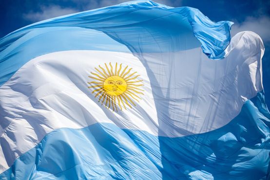 Na Argentina, inflação e dólar batem novos recordes